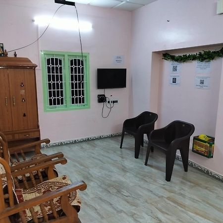 Honeycomb Homestay Ground Floor Palni Exterior foto